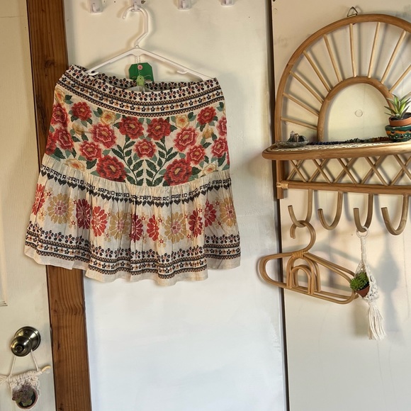 Farm Rio Mini Skirt Floral Cross Stitch pattern print - Size XL - Picture 5 of 7